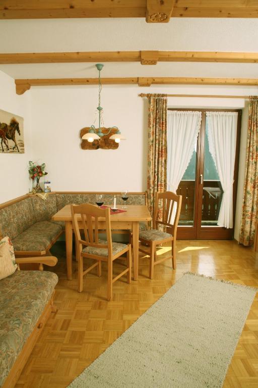 Gaestehaus Ortner Liesing Ruang foto
