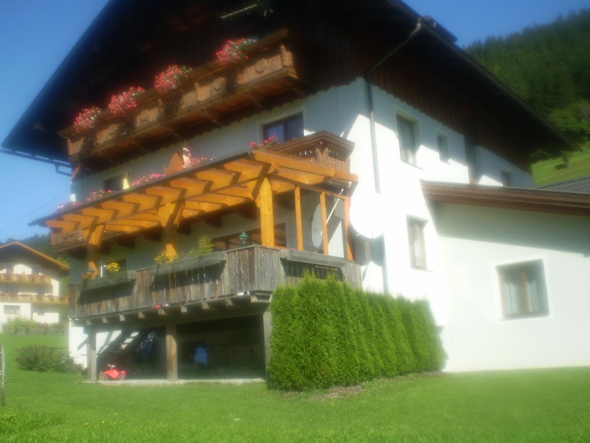 Gaestehaus Ortner Liesing Bagian luar foto